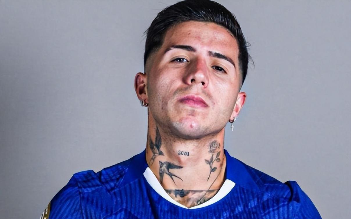 超级香饽饽！切尔西中场巨星遭6大豪