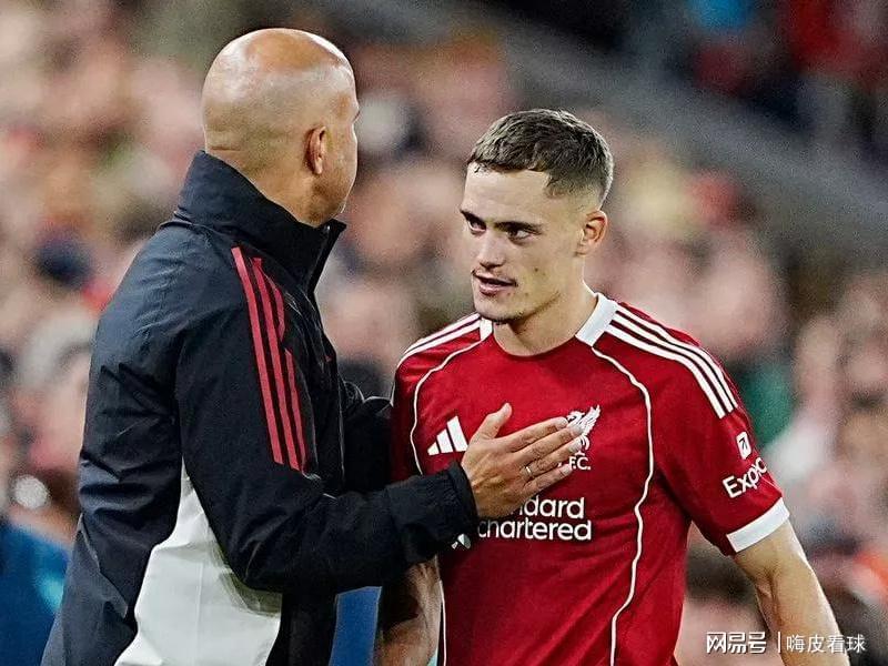 一败再败！英超四大黑马只剩一个，曼联切尔西都无法阻挡