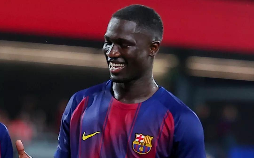 每体：巴萨将在1月511日决定是否续约或放走马马杜法尔