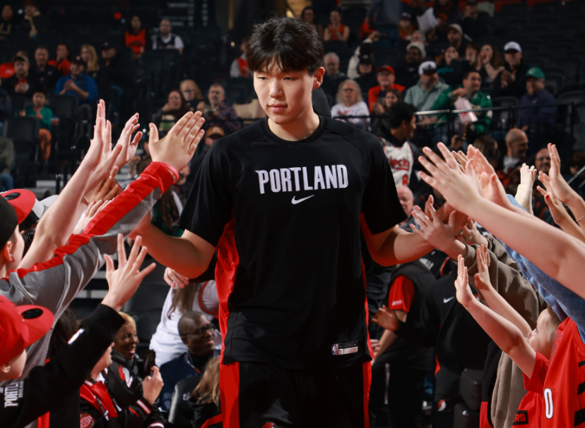 杨瀚森为球迷送上新年祝福：深知自身差距亦在全力追赶