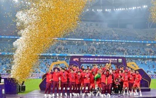 中国足球2025十大新闻：国足梦断苏超湘超火爆