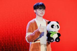 吧友们印象中有哪些选手无论赛场上还是赛场外均堪称是“正能量选手”的有？