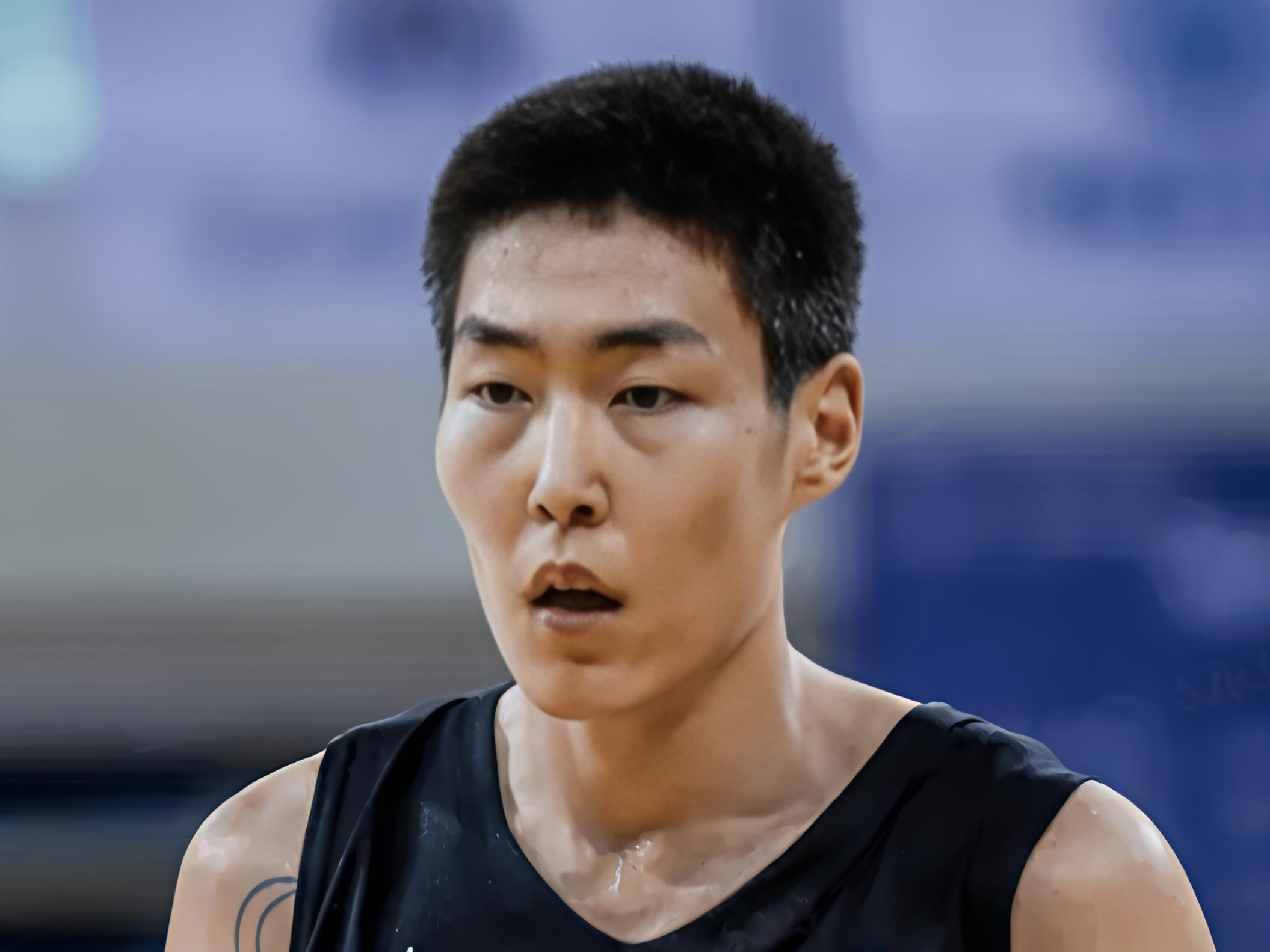 28投27中,一个人狂轰101分!前CBA首轮秀阿泽制霸蒙BA赛场