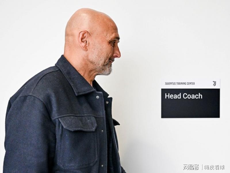 官宣！意大利前主帅找到新工作，曼联王