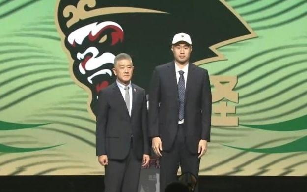 今年次轮29号秀!同曦官方:选秀球员刘仁斌因没有通过体检未签约
