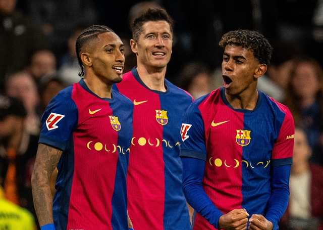 凌晨4点巴萨新年首秀！冲击西甲9连胜门神反戈亚马尔点火