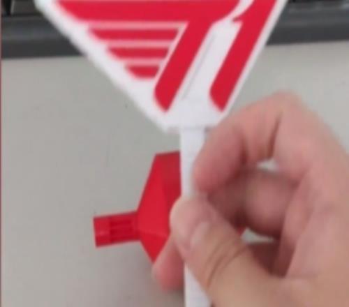 网友3D打印T1鞭子和TES陀螺：调模型参数打印的时间比TES打的久