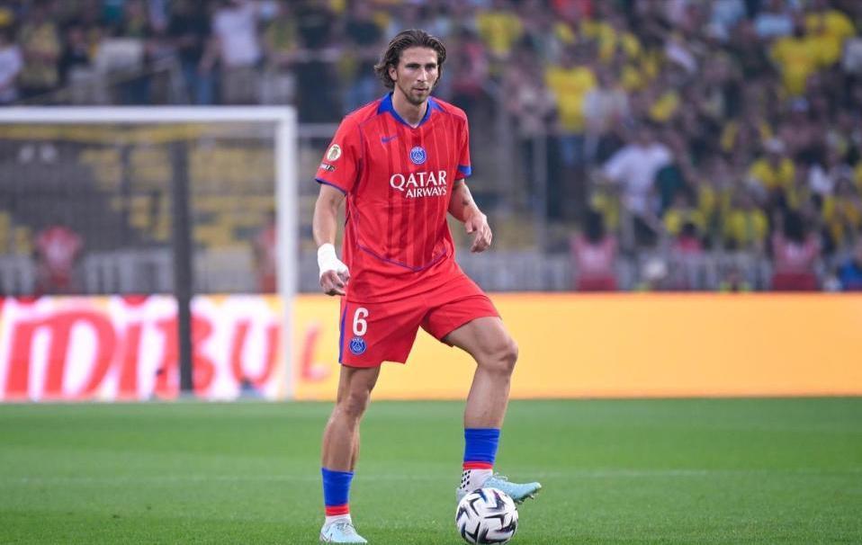 五大联赛引援大战：英超5.3亿欧碾压西甲死磕！意甲才这么点