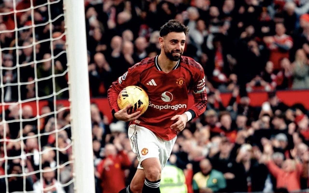 曼联VS维拉前瞻：不败可保英超前3！输