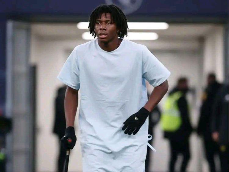 曼联官宣多古伤情，恐缺阵长达10周！一