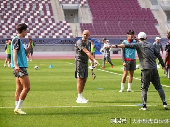 06！中超冠军海港再次惨败，2战狂丢10球，新国足第3场对手确定