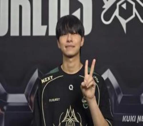 FLY中单：现实性目标是八强我们和中韩队伍间的差距变小了