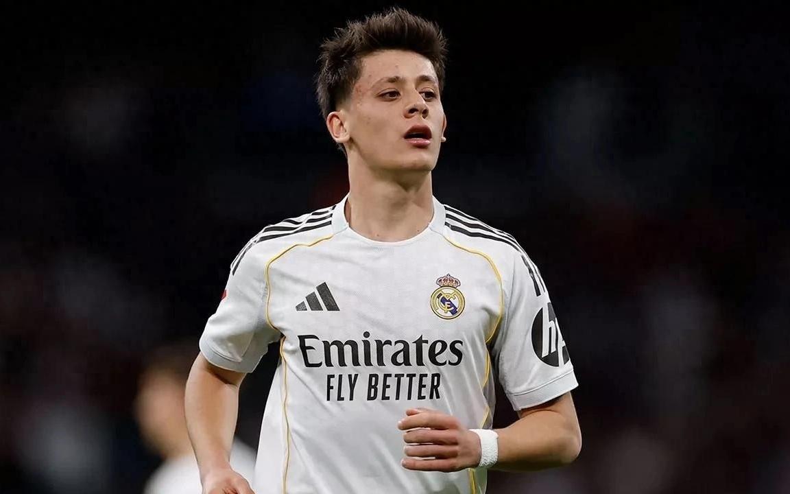 68米今天吊射！皇马41大胜，土耳其天才