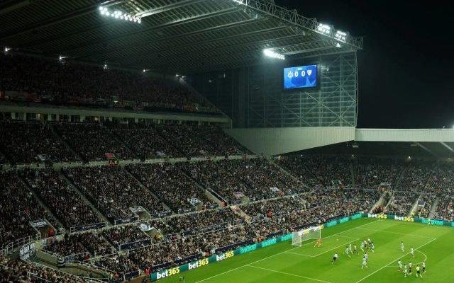 万亿土豪，盖个球场这么磨叽