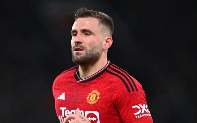 铁卫主场首球比肩C罗，曼联11西汉姆