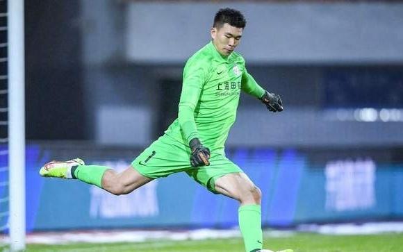 申花年年送二门，马镇有望回归，中乙金靴高位出手，玉昆要成黑马