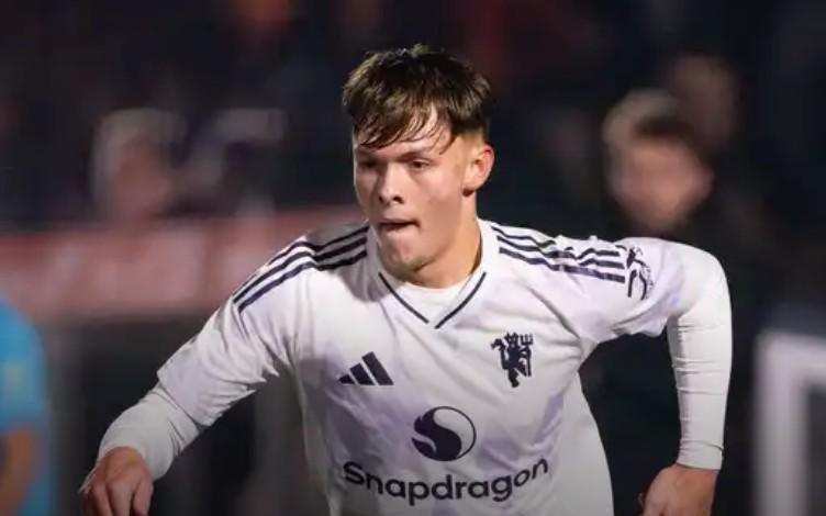 官方：曼联小将马瑟加盟土超开塞利体