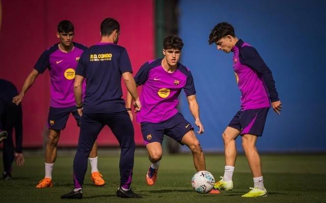 记者：库巴西、莱万、奥尔莫、亚马尔