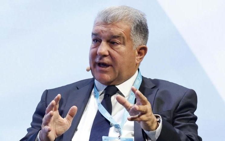 拉波尔塔：皇马看到巴萨复兴惊慌失措很明显有人在抹黑巴萨