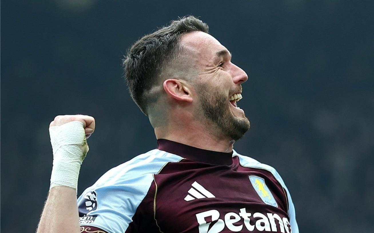 维拉本赛季在禁区外打入18球，成为五