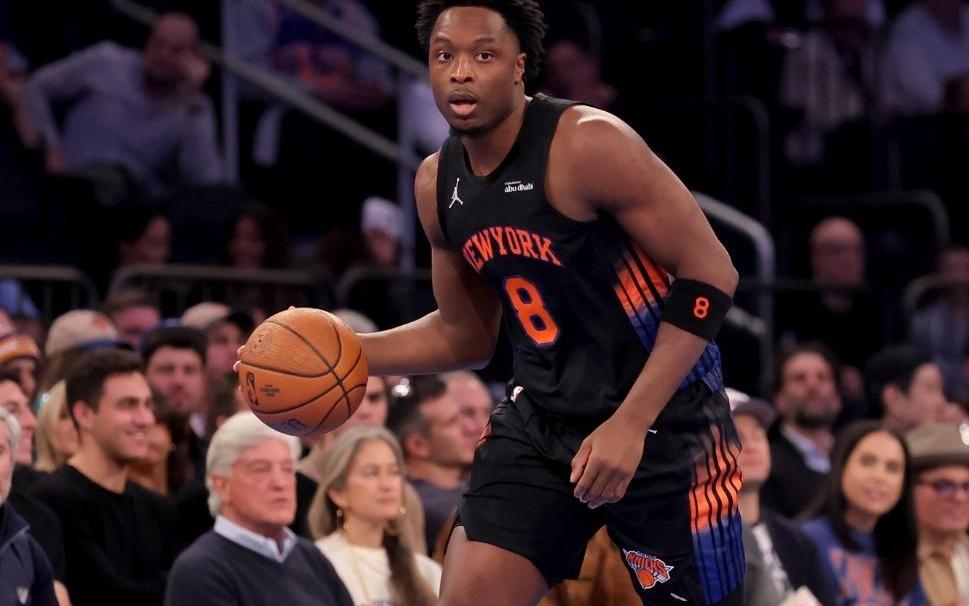 文班末节哑火，唐斯破体坛魔咒布伦森25+4+8，尼克斯逆转马刺夺冠