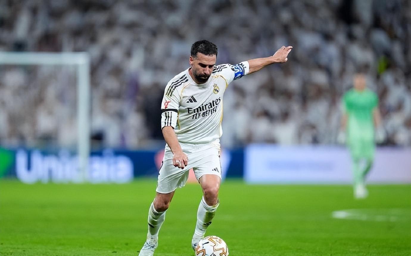 国际比赛日后皇马迎魔鬼赛程，十人逆