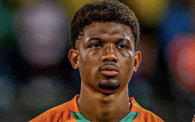 阿马德迪亚洛：把我和德罗巴、亚亚图