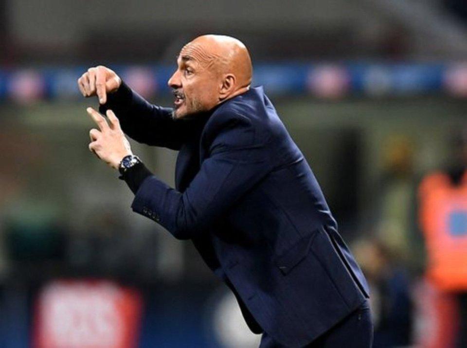 不原谅！斯帕莱蒂重返那不勒斯全程遭