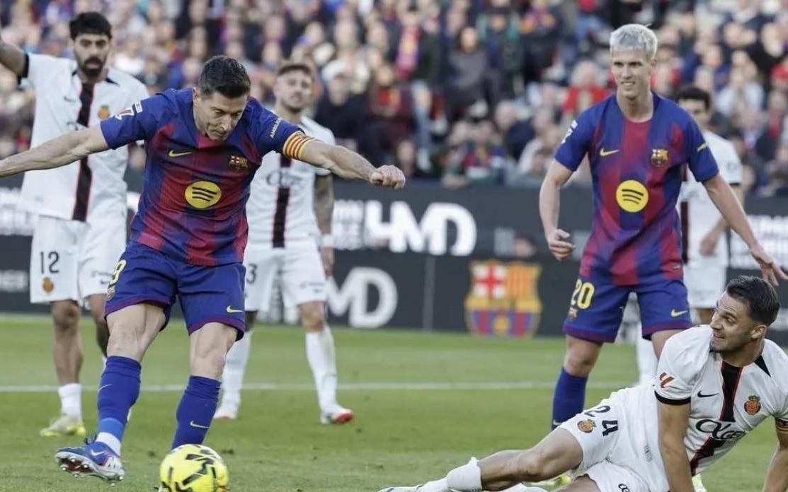 马略卡股东：我认为莱万那个进球是越