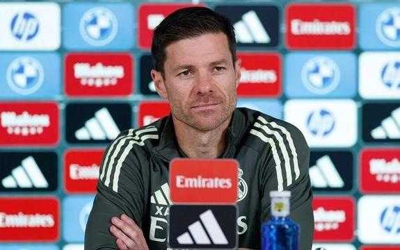 阿隆索：我们在安菲尔德跑动太少不能