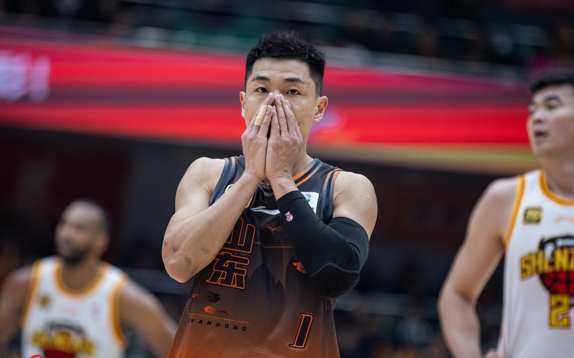 高诗岩错失扳平！CBA两国手对决，4中0碰上5中1，山东5分输北控