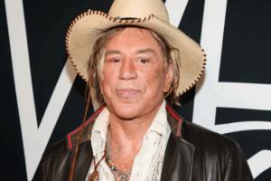 《钢铁侠2》主演成“网络乞丐”！付不起房租被驱逐