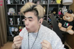 现在可尝试叫T1！朱开：HLE肯定能！多兰能虐zeus bin哥虐不了？