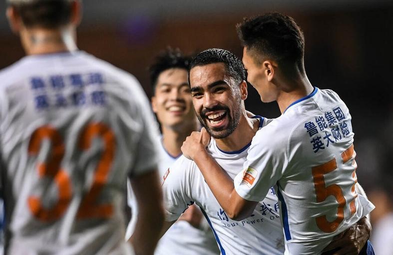 上学霸小德不一定能赢球至少能遮羞