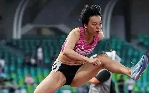 绝杀吴艳妮的最大黑马，让耐克汗流浃背了！