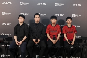 FPX赛后群访 教练：要打好我们自己的内容 练出我们自己的东西