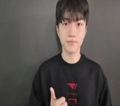 Keria：警惕iG下野的配合努力不错过3连冠的机会