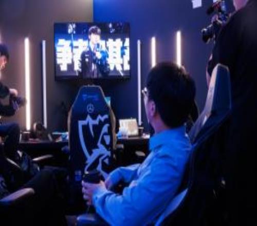 AL老板菲菲感谢Tabe：愿Tabe未来顺遂坦荡，山水有相逢，再会有期