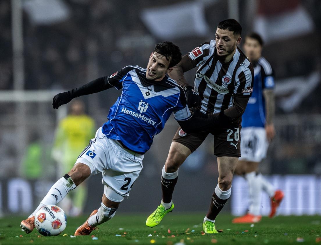 德甲通过球队薪资成本70%新规筑牢