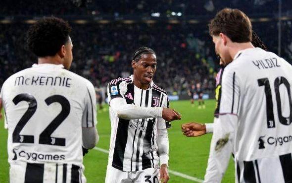 【复盘】尤文打出“完美比赛”戴维亮出“使用说明”