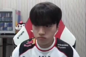 夸赞像高中生~Keria：谢谢啦我其实没有当过高中生 因为没上高中