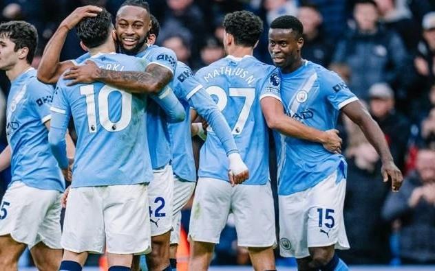 曼城客战皇马大名单：哈兰德领衔，冬窗