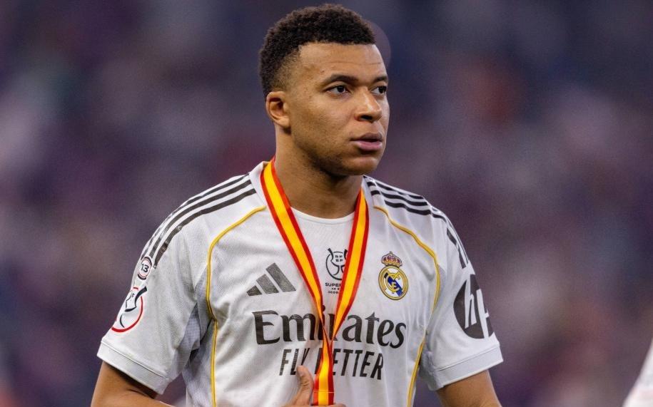 姆巴佩加盟后皇马已丢7冠！金球奖遥