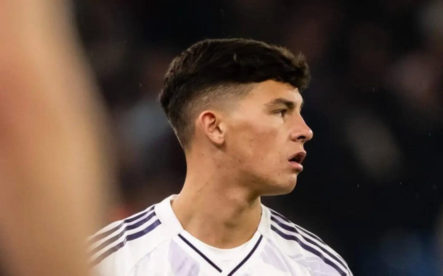 TA介绍小将谢伊莱西：从拳台新星到曼