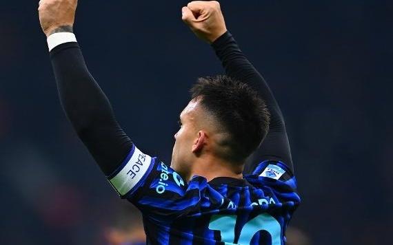 登顶意甲第一！劳塔罗领跑射手榜，国米40科莫三连胜宣战利物浦