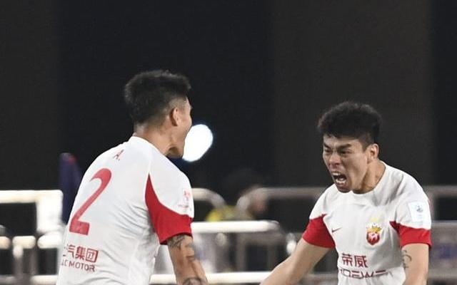中超争冠冲刺，蓉城被绝平让出领头羊
