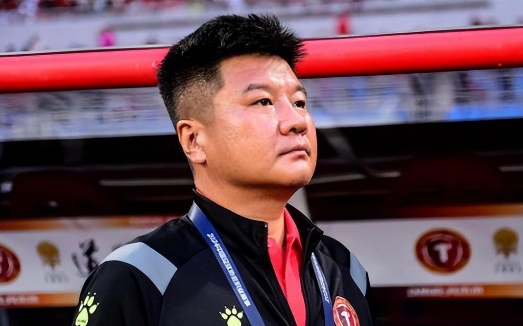 喜讯！辽宁铁人主力阵容最薄弱一环将补强，已锁定欧洲大牌中卫