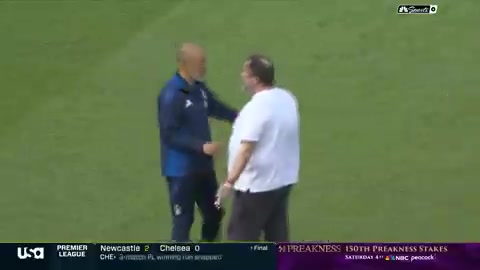 气炸了欧冠资格要飞了，诺丁汉森林老板亲自下场摊手质问努诺