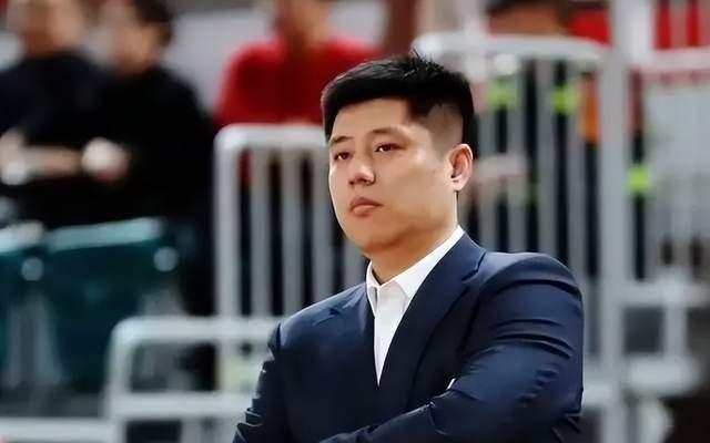 山西爆冷负广州，看看媒体人怎么说，付政浩说意外，麦穗丰说厉害