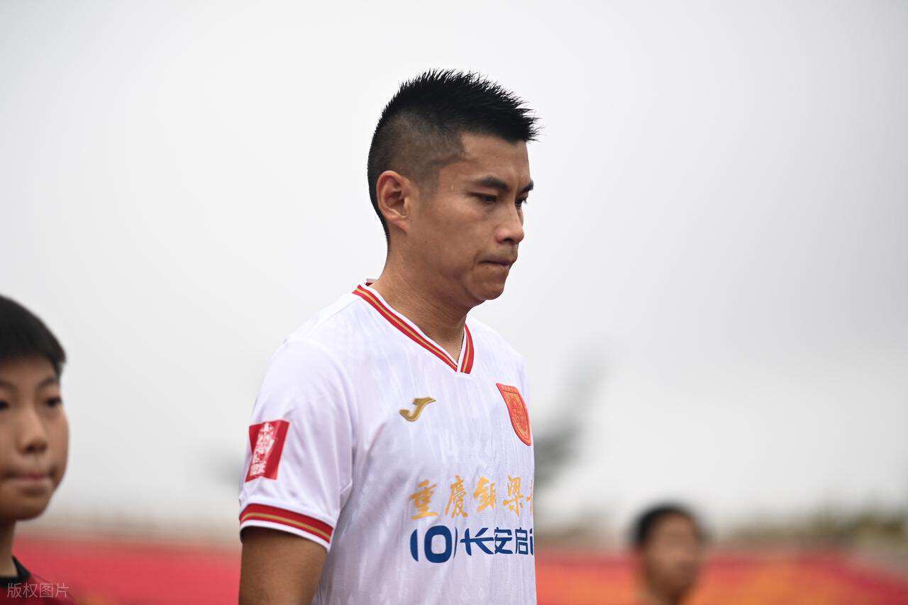 重庆铜梁龙旗帜球员已确定下赛季留队，曾立下赫赫战功，值得期待